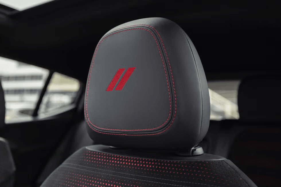 Dodge Hornet Interior