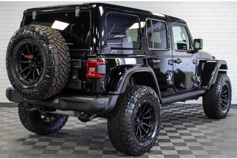Jeep Wrangler Hard Top back