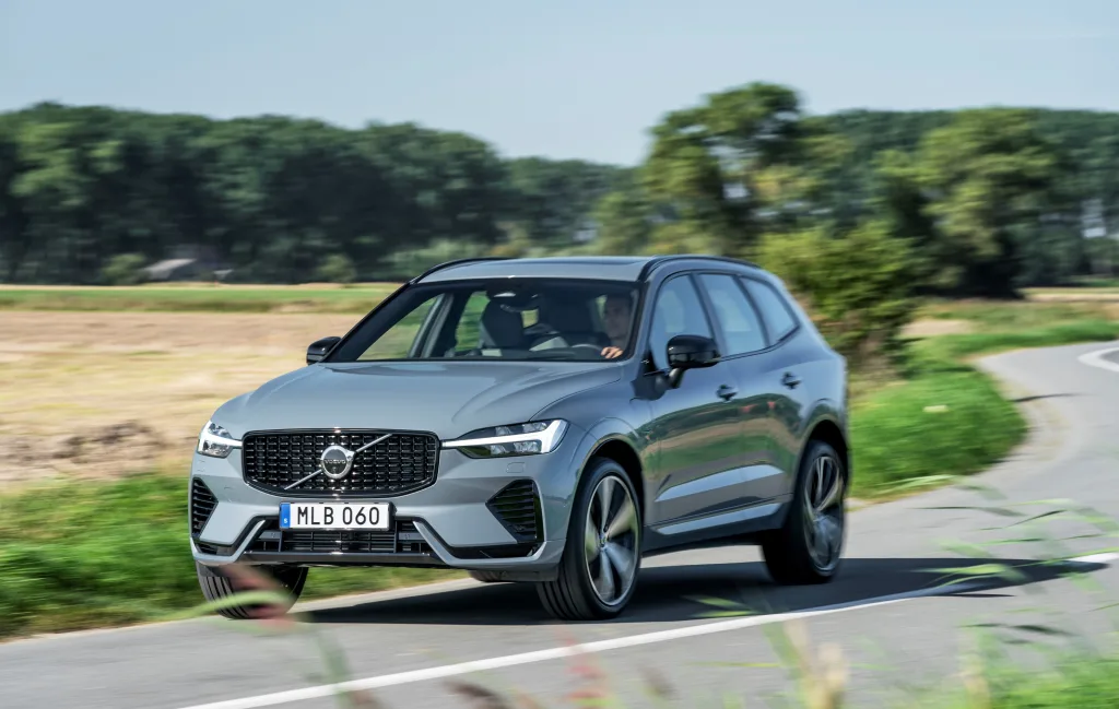 Volvo XC60 Recharge T8 AWD, Thunder Grey
