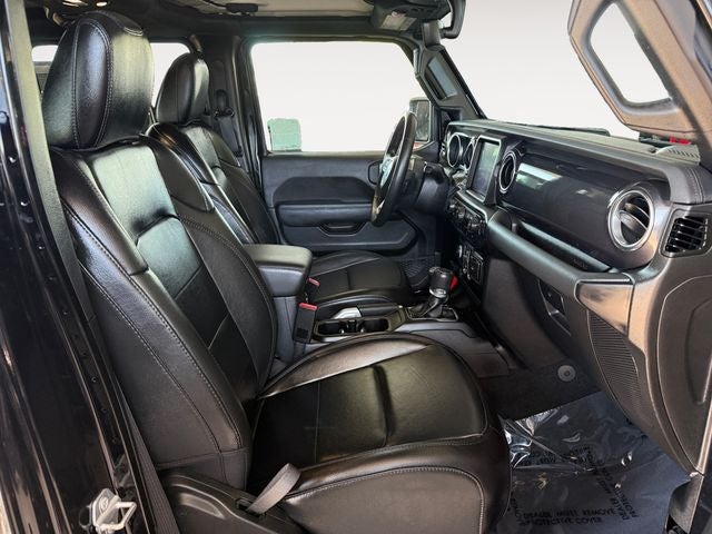 2022 Jeep Wrangler Unlimited Sahara Altitude