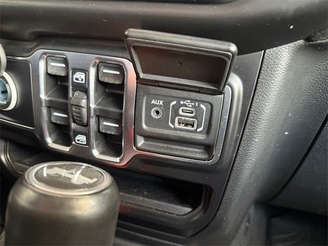 2021 Jeep Wrangler Unlimited Sahara Altitude