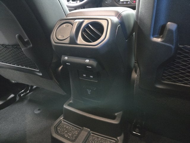 2027 Jeep Wrangler Rubicon