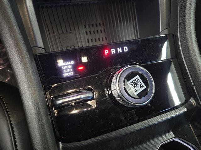 2027 Jeep Grand Cherokee Laredo Altitude