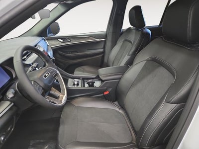 2027 Jeep Grand Cherokee Laredo Altitude