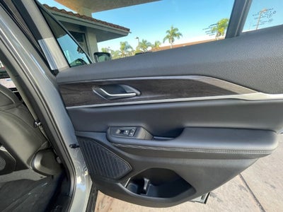 2027 Jeep Grand Cherokee Laredo Altitude