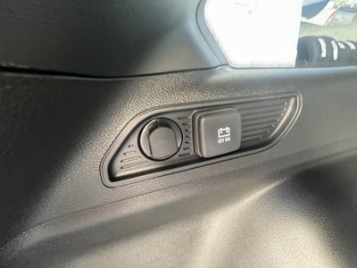 2027 Jeep Grand Cherokee Laredo Altitude