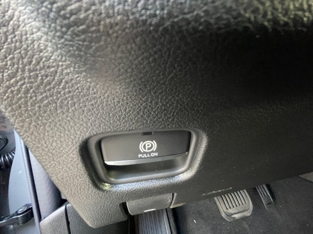 2027 Jeep Grand Cherokee Laredo Altitude