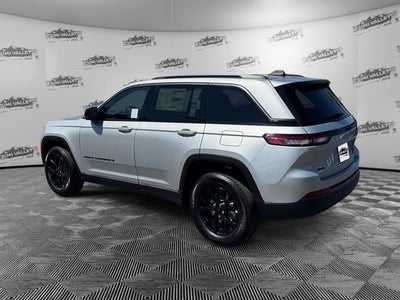 2026 Jeep Grand Cherokee Laredo Altitude