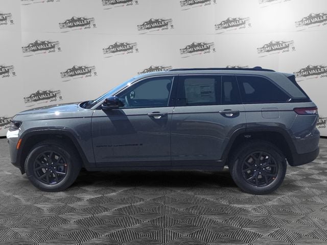 2027 Jeep Grand Cherokee Laredo Altitude