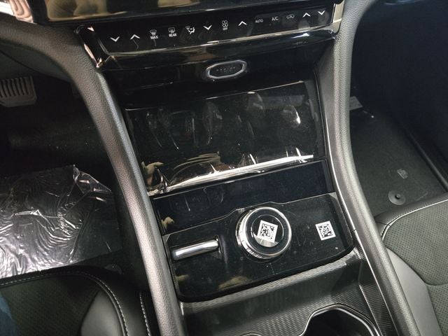 2027 Jeep Grand Cherokee Laredo Altitude