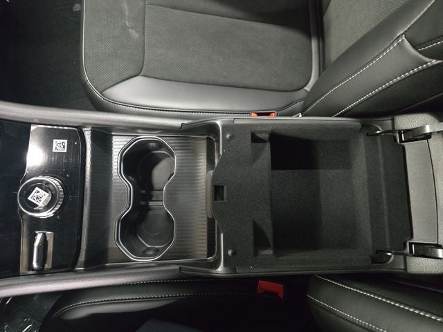 2027 Jeep Grand Cherokee Laredo Altitude