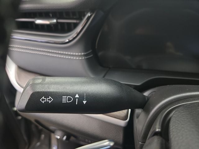 2027 Jeep Grand Cherokee Laredo Altitude