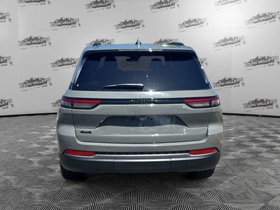 2027 Jeep Grand Cherokee Laredo Altitude