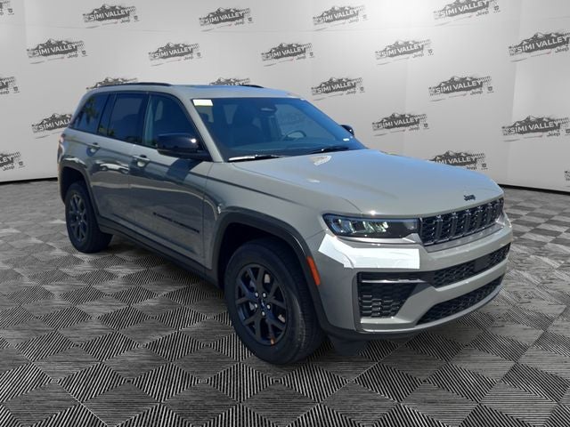 2027 Jeep Grand Cherokee Laredo Altitude