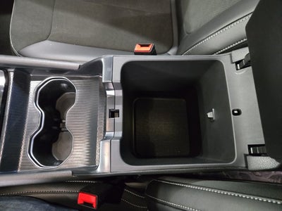2027 Jeep Grand Cherokee Laredo Altitude