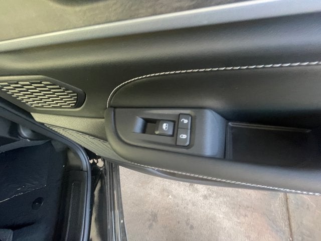 2027 Jeep Grand Cherokee Limited Reserve