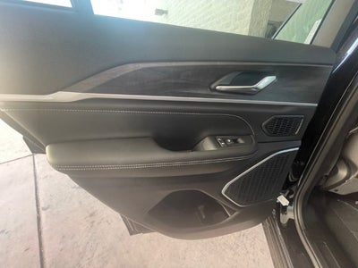 2027 Jeep Grand Cherokee Limited Reserve