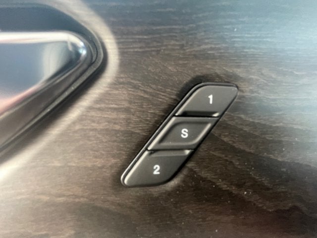 2027 Jeep Grand Cherokee Limited Reserve