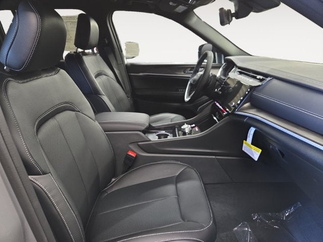 2027 Jeep Grand Cherokee Limited Reserve