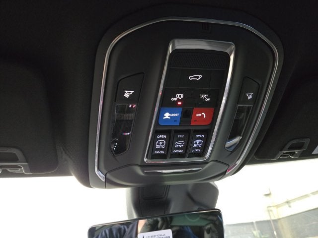 2027 Jeep Grand Cherokee Limited Reserve