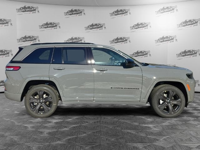2027 Jeep Grand Cherokee Limited Reserve