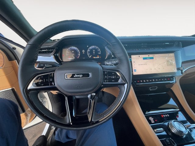 2027 Jeep Grand Cherokee Summit