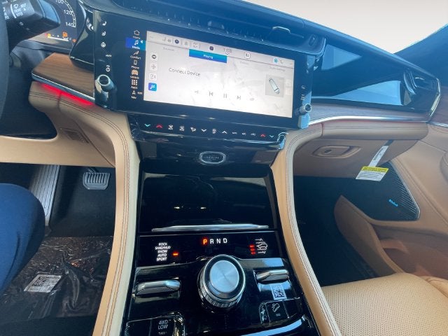 2027 Jeep Grand Cherokee Summit