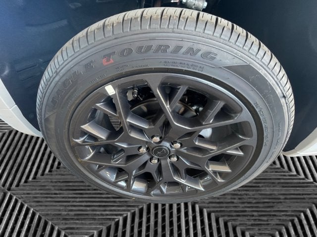2027 Jeep Grand Cherokee Summit