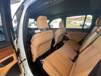 2027 Jeep Grand Cherokee Summit