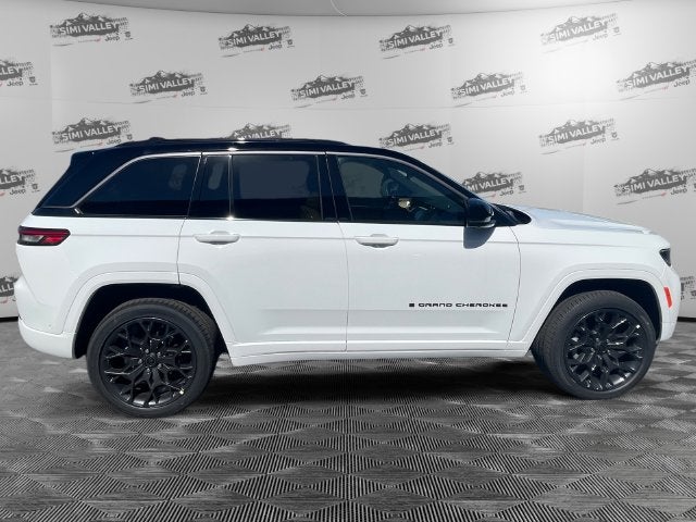 2027 Jeep Grand Cherokee Summit