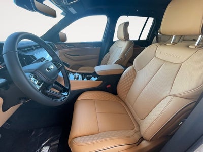 2027 Jeep Grand Cherokee Summit