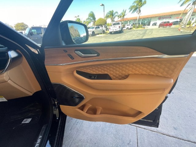 2027 Jeep Grand Cherokee Summit