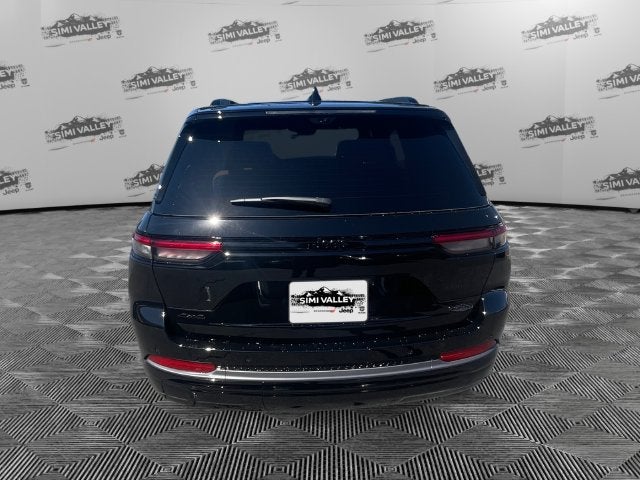 2027 Jeep Grand Cherokee Summit