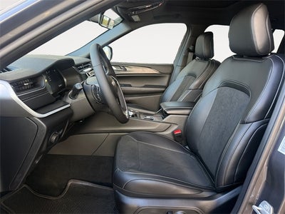 2025 Jeep Grand Cherokee L Altitude X