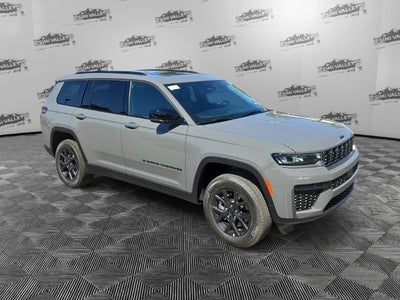 2027 Jeep Grand Cherokee L Laredo Altitude
