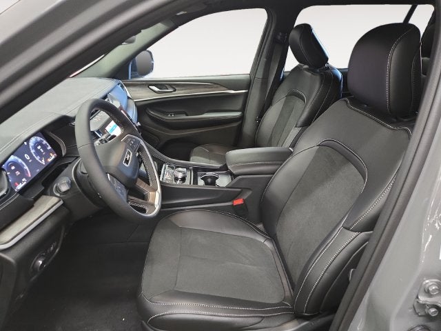2027 Jeep Grand Cherokee L Laredo Altitude