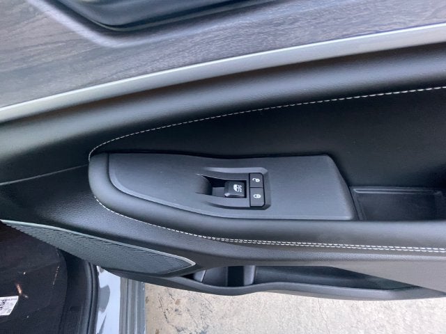 2027 Jeep Grand Cherokee L Limited Reserve