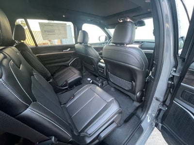 2027 Jeep Grand Cherokee L Limited Reserve