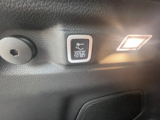 2027 Jeep Grand Cherokee L Limited Reserve