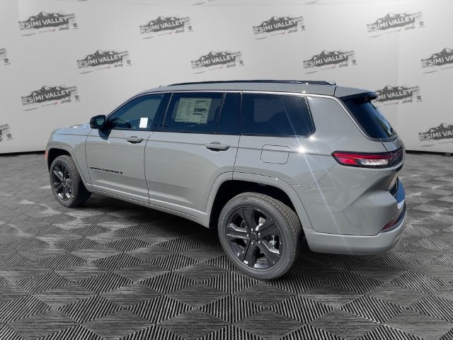 2027 Jeep Grand Cherokee L Limited Reserve