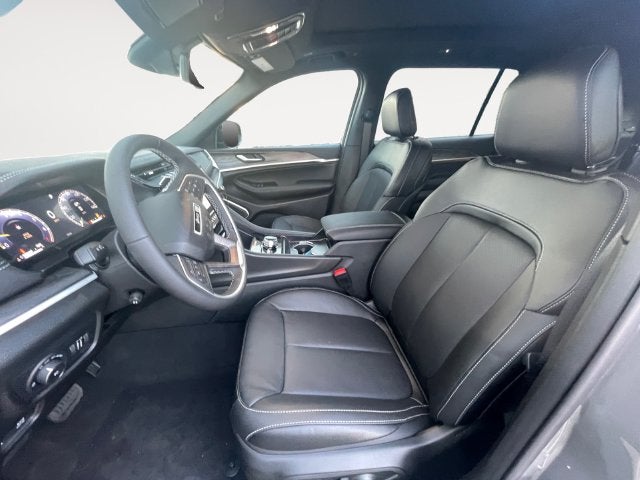 2027 Jeep Grand Cherokee L Limited Reserve
