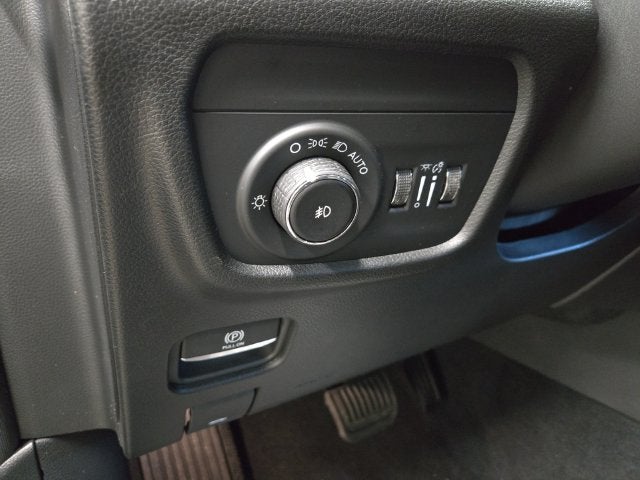 2027 Jeep Grand Cherokee L Limited Reserve