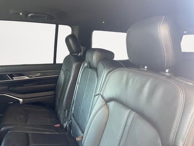 2022 Jeep Wagoneer Series III