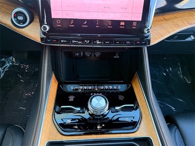 2023 Jeep Grand Wagoneer Series III