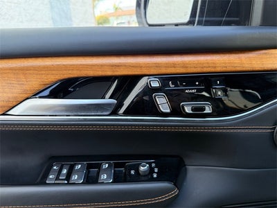 2023 Jeep Grand Wagoneer Series III