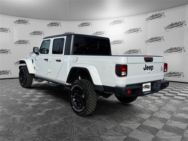 2021 Jeep Gladiator Willys photo 3