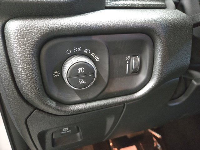 2027 RAM 1500 Express