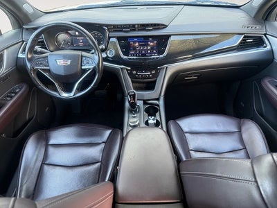 2022 Cadillac XT6 Premium Luxury