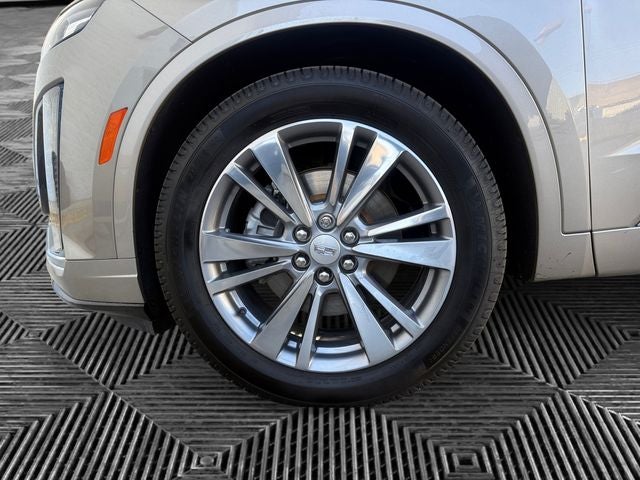 2022 Cadillac XT6 Premium Luxury