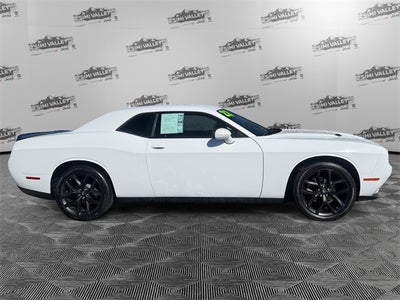2022 Dodge Challenger SXT